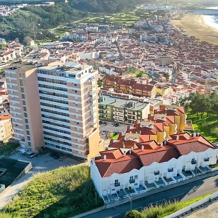 Apartment Casas & T2 Mathys Nazare