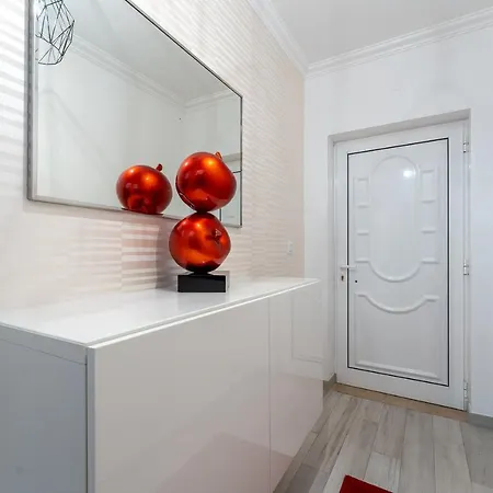 Casas & T2 Mathys * Nazare