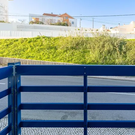 Casas & T2 Mathys Nazare
